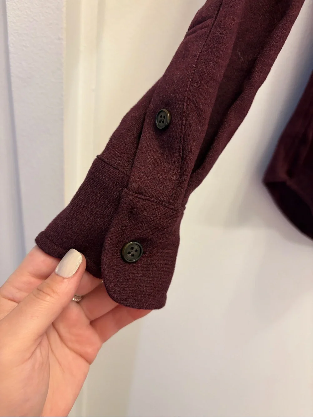 J.Crew Men's XS Burgundy Knit Button-Up Shirt Long Sleeve Chest Pocket Stretch - Picture 6 of 8